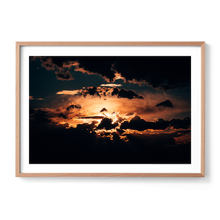 Load image into Gallery viewer, Last Miranda Light
